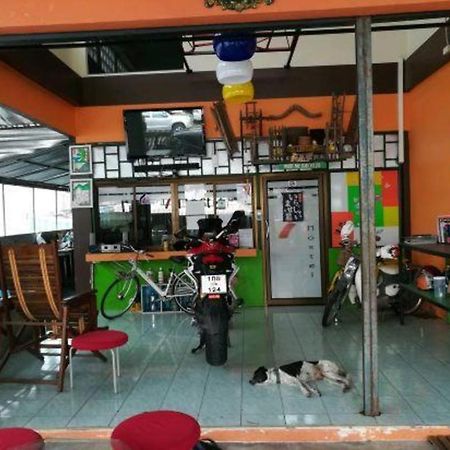 Oyo 586 I Hostel Phuket מראה חיצוני תמונה