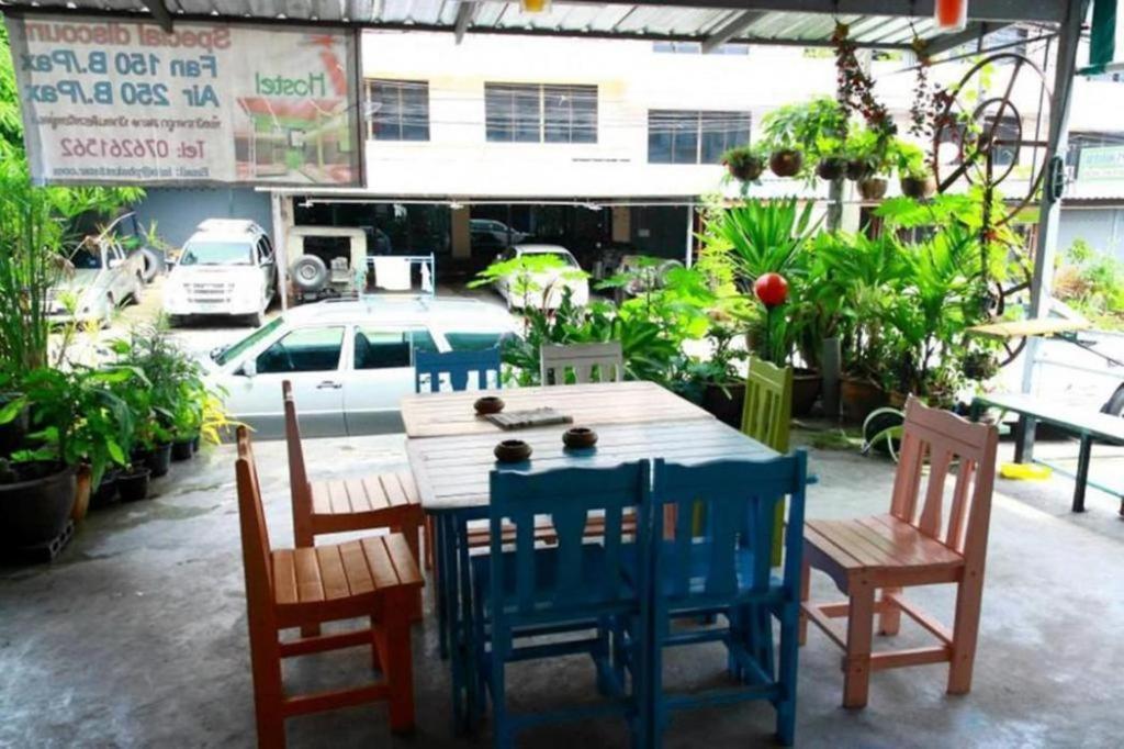 Oyo 586 I Hostel Phuket מראה חיצוני תמונה